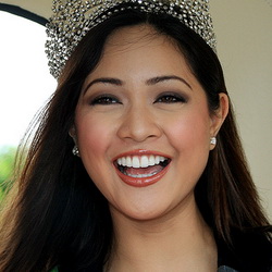 Riza Santos - Pinoy Big Brother Celebrity Edition 2